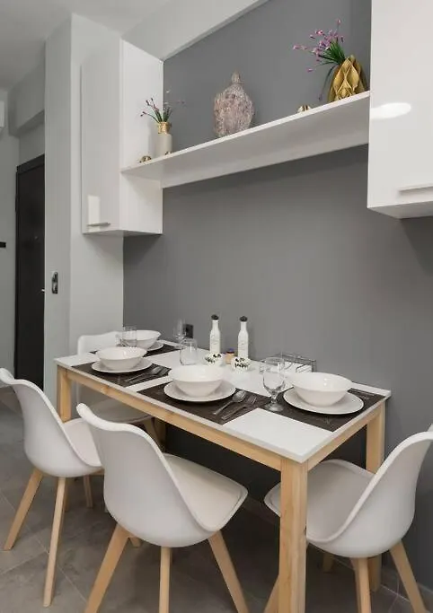 Luxury, Citycenter, 2Bedrooms, Apartment!. Salonic Apartament